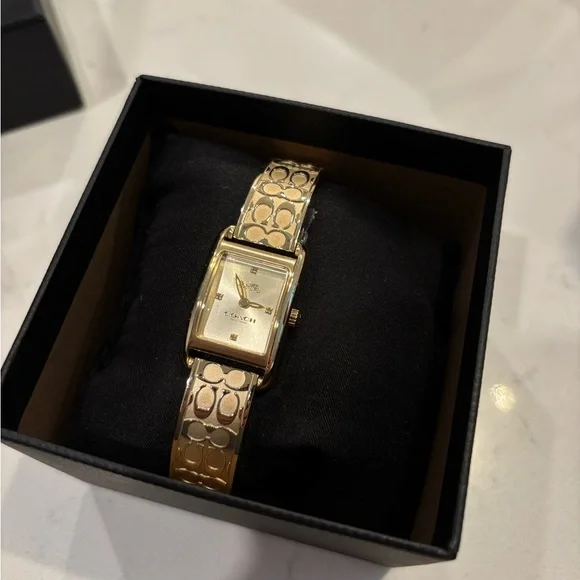 Coach square face watch gold. - Picture 2 of 2